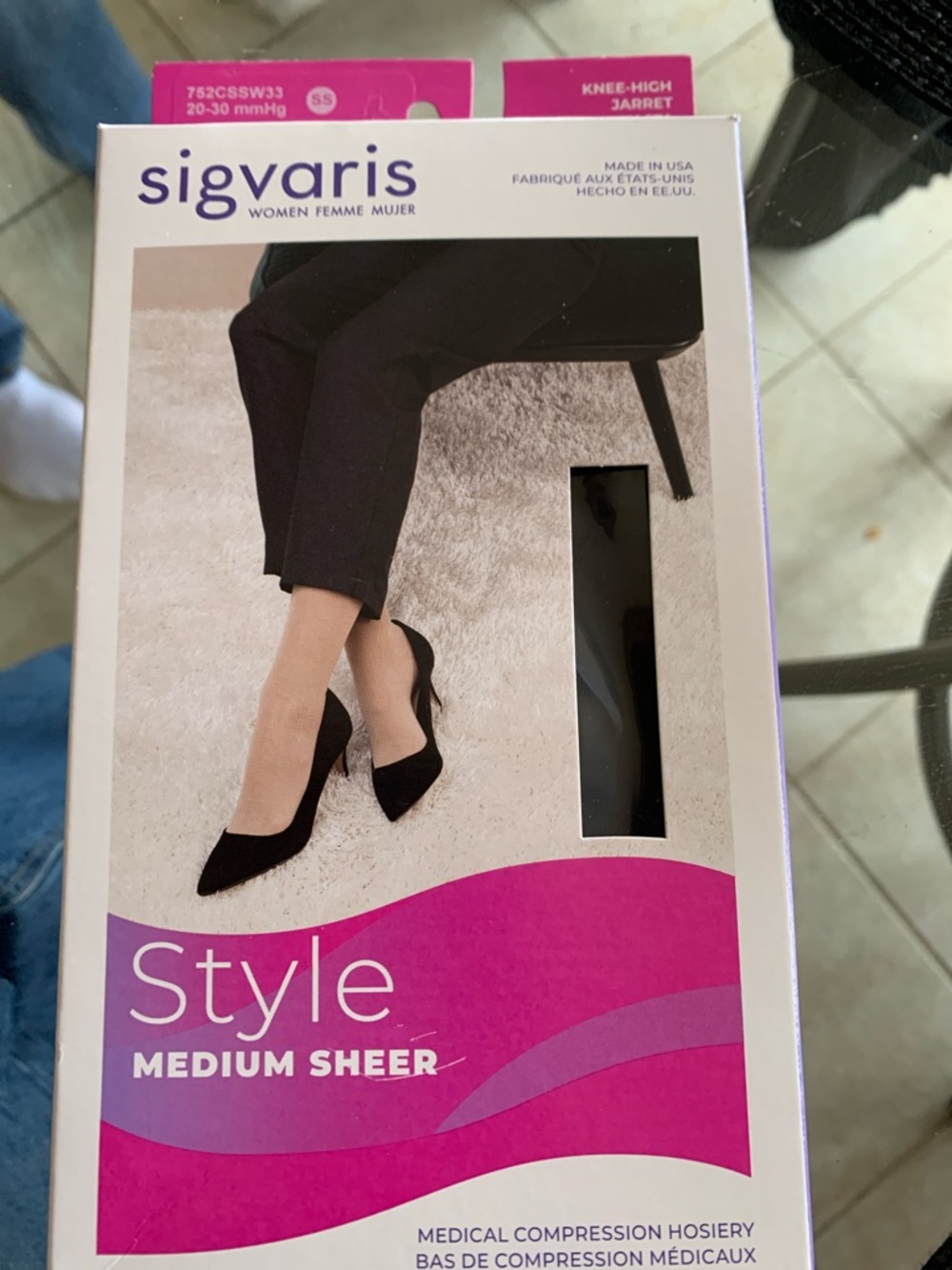 Sigvaris Knee-High Compression Stockings 20–30 mmHg SS Honey New